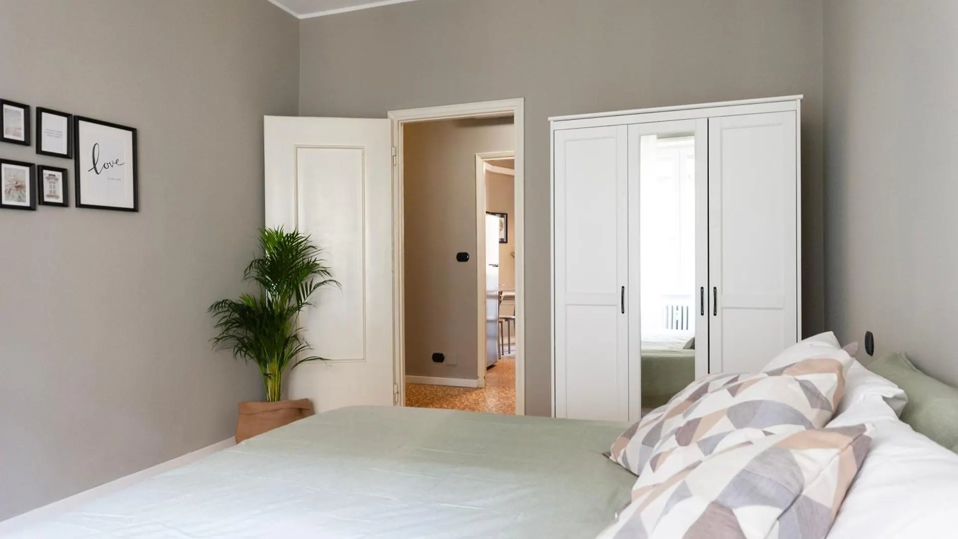 Suite Vallazze 91 Milan Apartment
